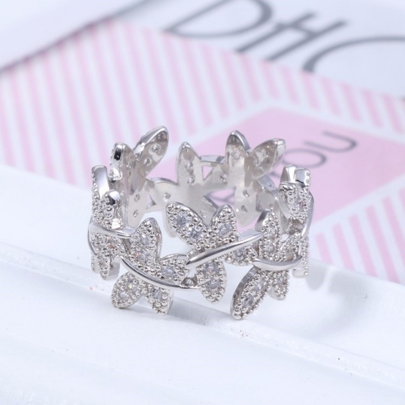 New Rose Gold or Silver Butterfly Ring You Pick - Picture 6 of 8